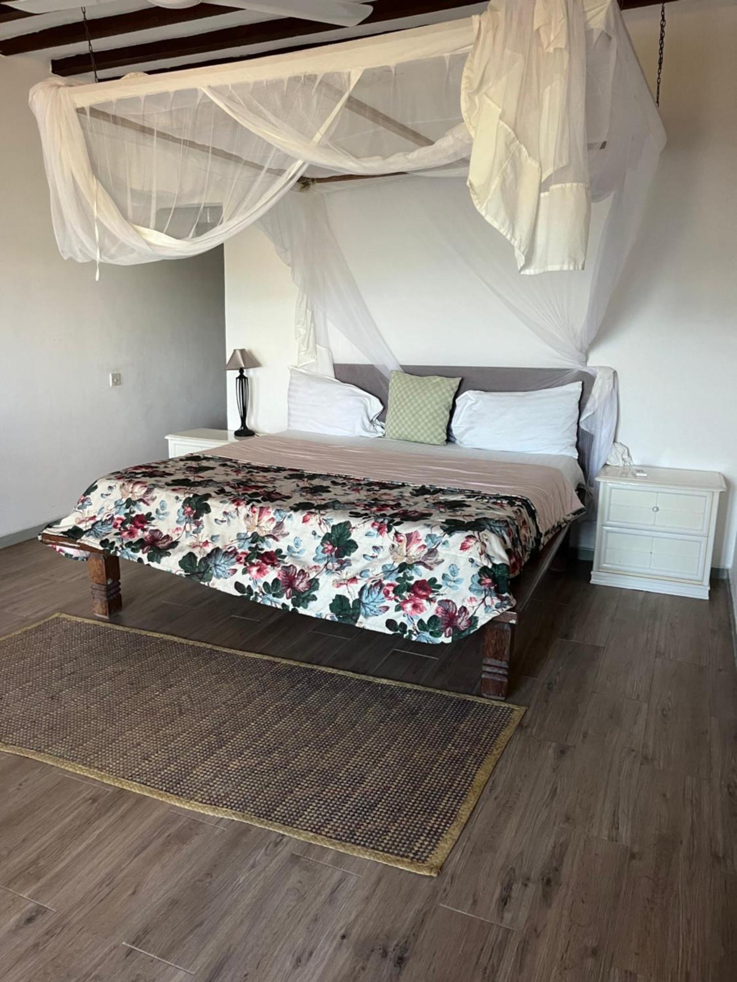 Malcom Residence 2 Mdudu Mkubwa Екстер'єр фото