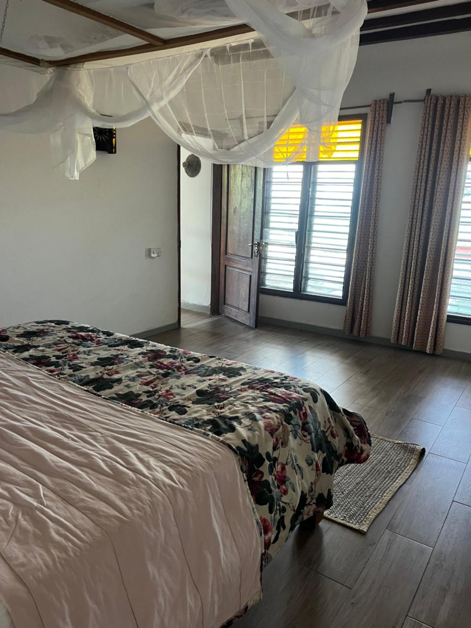Malcom Residence 2 Mdudu Mkubwa Екстер'єр фото